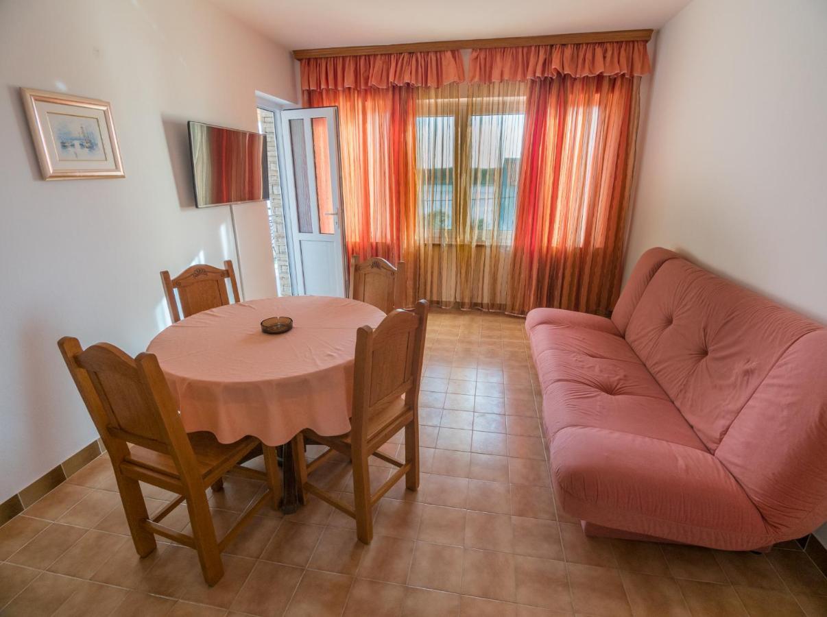 Apartments Anita 1 Barbat na Rabu Kültér fotó